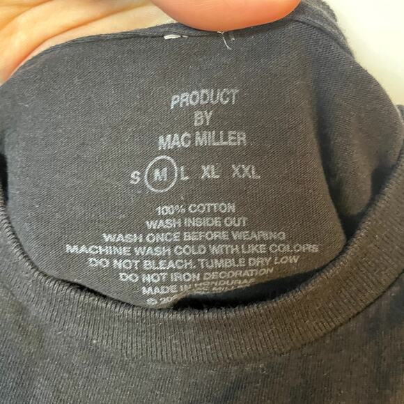 Mac Miller Portrait Tee Shirt Black Men's Medium Urban Outfitters EUC - Picture 8 of 10
